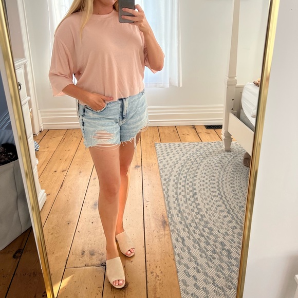 NWT Alo Yoga T-Shirt size Medium in Nectar - Picture 12 of 12